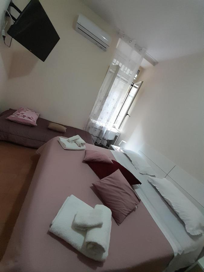 Dimora Donna Carmela Apartment Napoli Ngoại thất bức ảnh